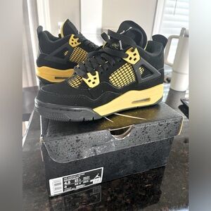 Jordan 4 sneakers